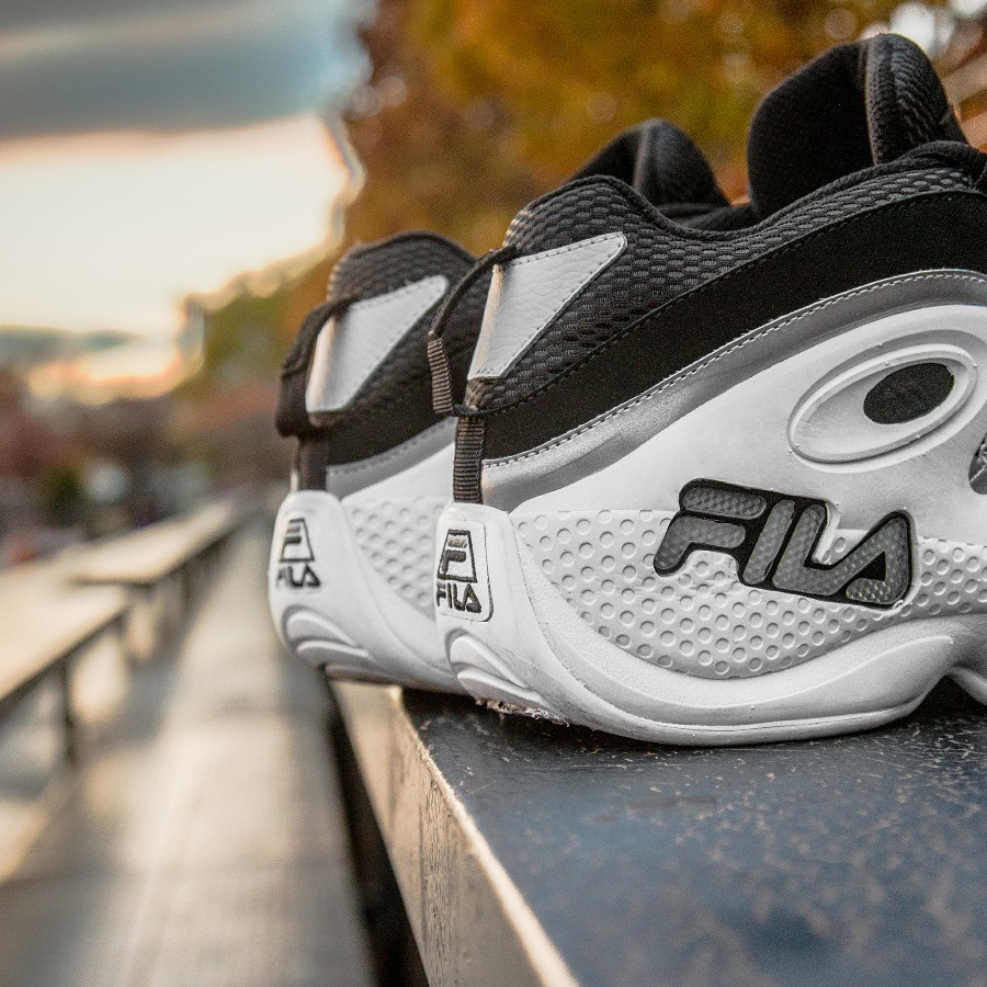 FILA 97 Và Phiên Bản Sắc Màu Mới Black Out