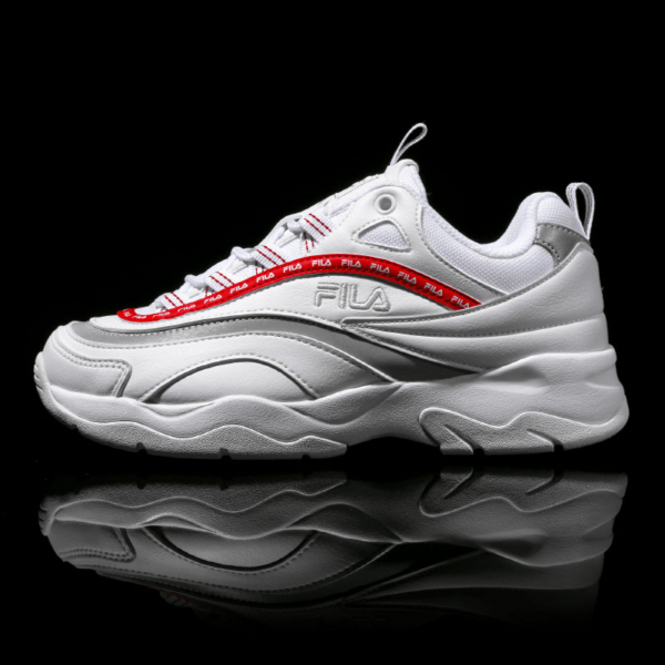 FILA Ray Tape WhiteRed FS1SIA3104X_WRD - Giày FILA chính hãng || FILA Việt NamFILA Ray Tape White/Red FS1SIA3104X_WRD - Giày FILA chính hãng || FILA Việt Nam